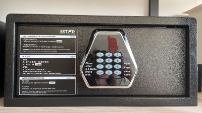 Гостиничный сейф встраиваемый GK-2042CJ